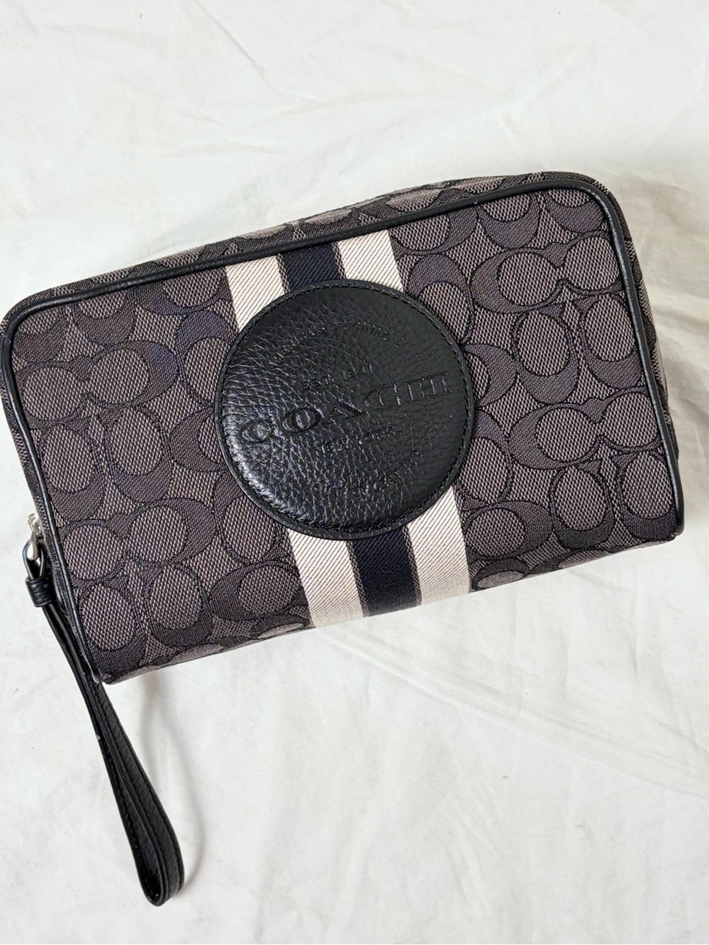 Coach Dempsey Boxy Cosmetic Case Bag 20 - C9119